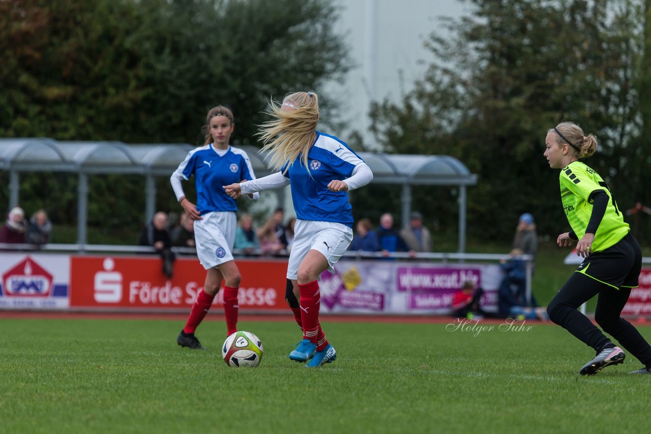 Bild 149 - B-Juniorinnen TSV Schoenberg - Holstein Kiel : Ergebnis: 0:23